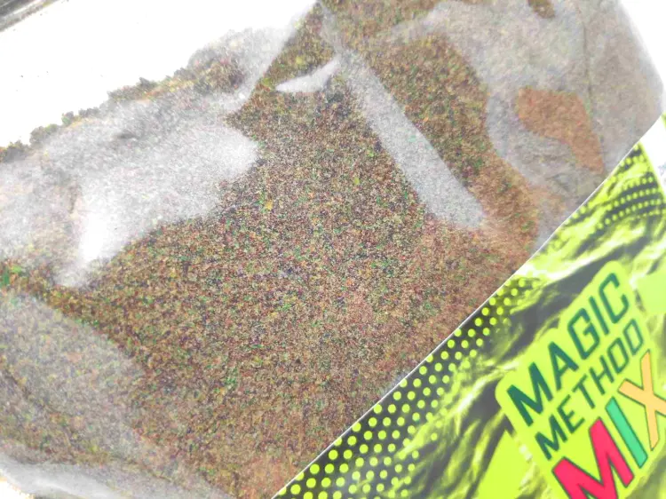 zaneta-magic-method-mix-magic-feeder-800g-2.JPG