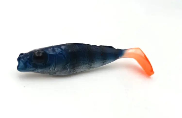 przynęta-gumowa-guma-spinningowa-jak-sewro-alpha-real-5cm-okon-niebieski (2).jpg