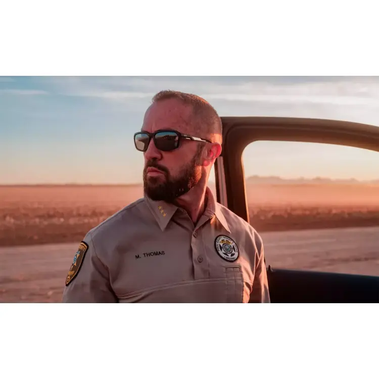 okulary-wiley-x-captivate-recon-polaraized-black-mirror-ac6rcn08 (1).jpg