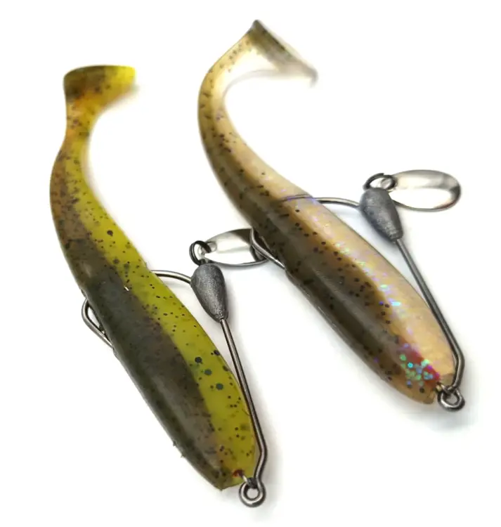 dam-effzett-greedy-shad-10cm-uzbrojone-gumy-na-sandacza-offset-z-blaszka (3).jpg