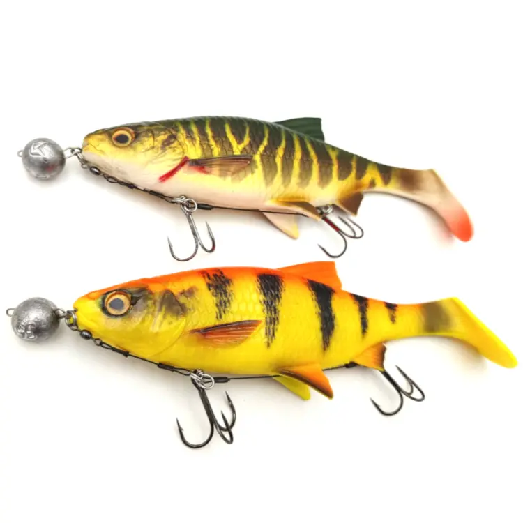 zestaw-duzych-gum-na-szczupaki-savage-gear-uzbrojone-kopyta-w-dozbrojke-river-roach-22cm (1).jpg
