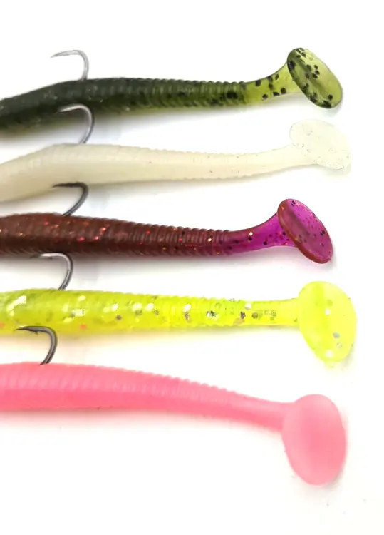 lucky-john-s-shad-2,8-cala-uzbrojone-gumki-na-okonia-czeburaszka (5).jpg