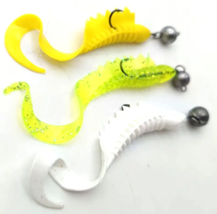 relax-viper-3-cale-uzbrojone-gumki-na-sandacza-okonia-szczupaka-na-czeburaszce (6).jpg