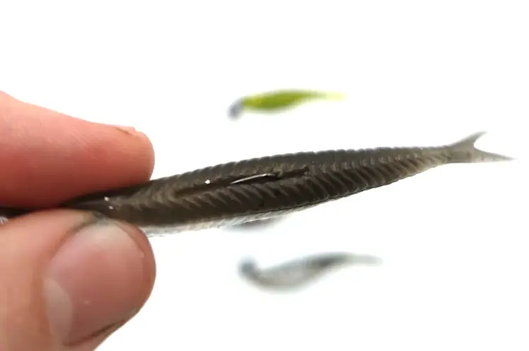 damiki-armor-shad-3-cale-7,5cm-uzbrojone-gumki-jaskolki-offset-czeburaszka (3).jpg