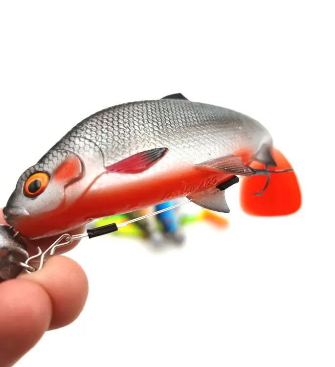 uzbrojone-gumki-mikado-mft-roach-13cm-na-szczupaka-dozbrojka-podobne-do-ricky-the-roach (3).jpeg