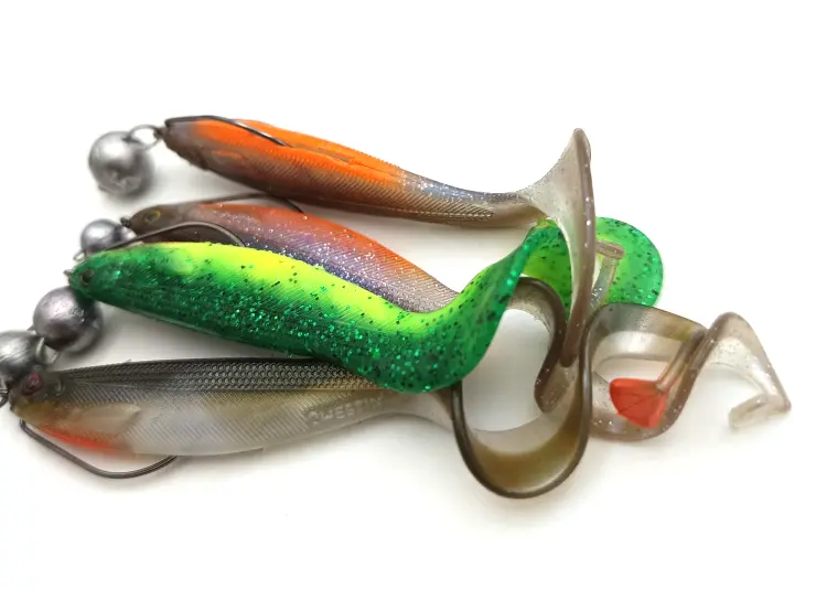 westin-curltail-8,5cm-uzbrojone-offsetowo-gumki-czeburaszka (2).jpeg