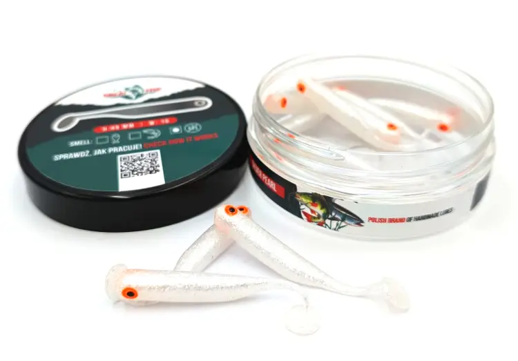 GUMA-GREAT-FISH-GF1-49MM-SILVER-GREEN.jpeg