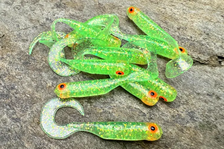 great-fish-gf1-twister-49mm-glitter-light-green (6).jpg