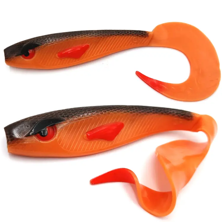 GUMA-GREATFISH-ROACKY-TWISTER-15CM-TOXIC-PUMPKIN.jpeg
