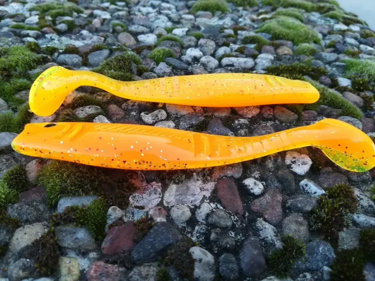 D1 seledyn przezroczysty, brokat srebrny i czerwony, pomarańczowy 2.jpg