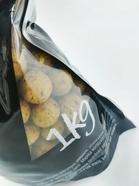 kulki-zanetowe-fantazy-baits-massive-attack-pineapple (2).jpg