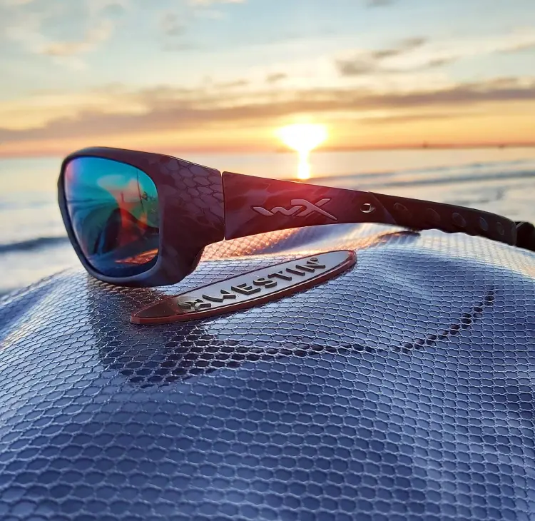 CCGRA08-GRAVITY-Captivate-Pol-Smoke-Grey-Matte-Black-Frame-(Black Ops)-6.jpg