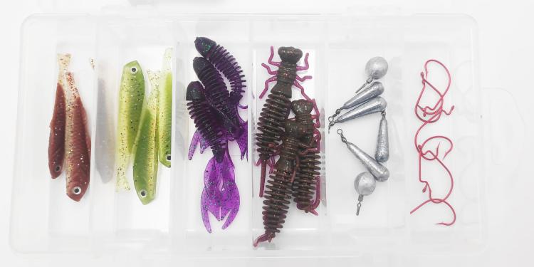 zestaw-gum-przynet-hakow-w-pudelku (3).jpg