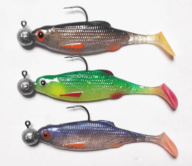guma-berkley-realistic-roach-podobna-do-sewro-9CM-ZESTAW-uzbrojone-1.jpg