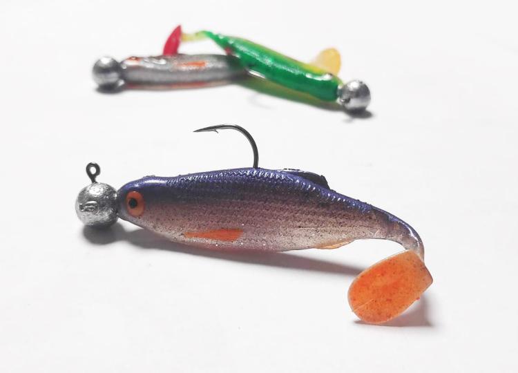 guma-berkley-realistic-roach-podobna-do-sewro-9CM-ZESTAW-uzbrojone-5.jpg