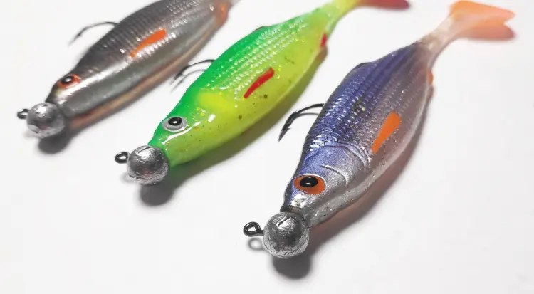 guma-berkley-realistic-roach-podobna-do-sewro-11CM-ZESTAW-uzbrojony-2.jpg