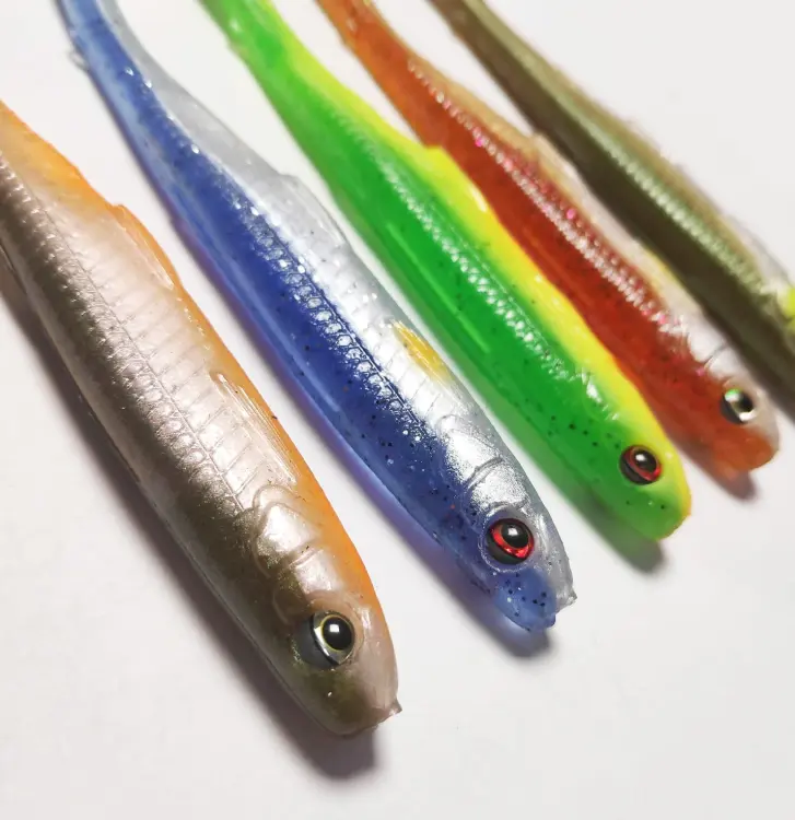 gumki-na-sandacza-savage-gear-slender-scoop-shad-13cm-4.jpg