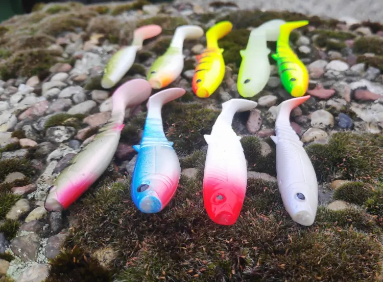 zestaw-przynet-spinningowych-gumowych-savage-gear-cannibale-8cm (4).jpg