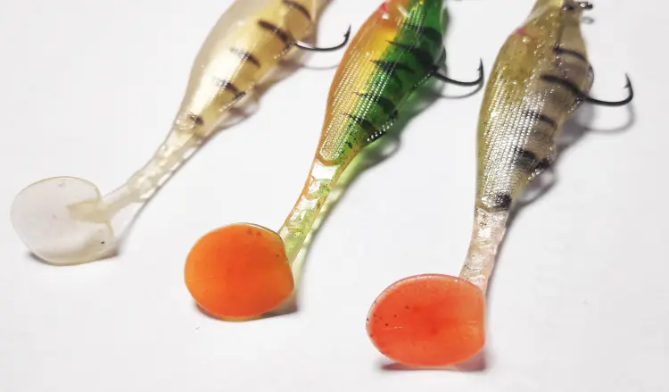 GUMA-PRZYNETA-BERKLEY-REALISTIC-PERCH-PODOBNA-DO-SEWRO-ZESTAW-11CM-uzbrojone-4.jpg